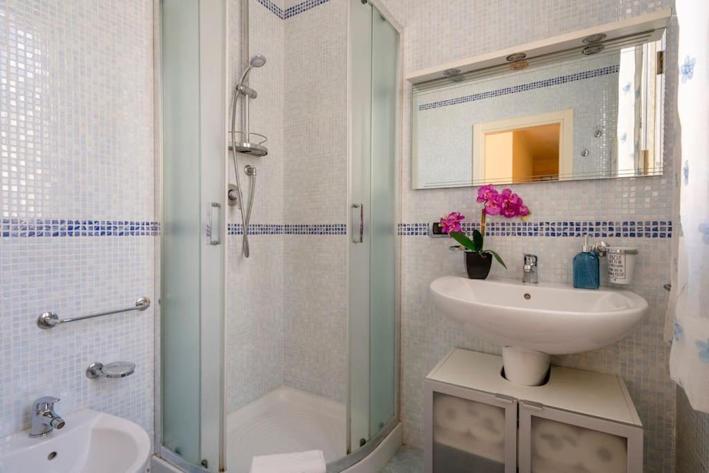 Carlotta - Italian Living Apartment Bari Exterior photo